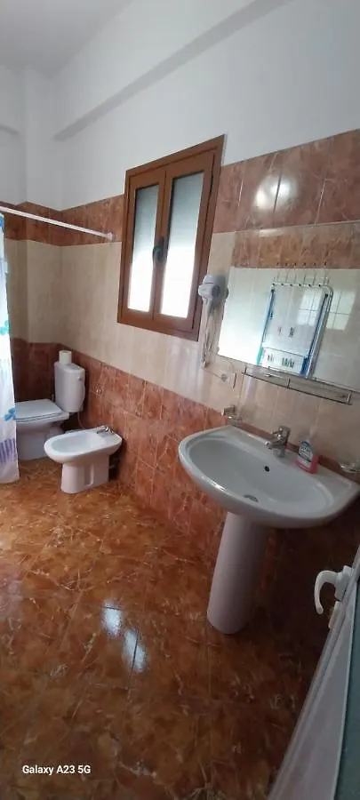 Collaku Apartment'S Vlorë Apartmán